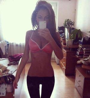 Mandy, 26, Colorado | Younger Adult Woman Seeking Older Men