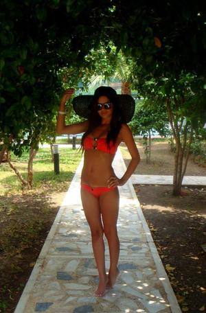 Amya, 21 in West Virginia | Casual Dating and Private Chat