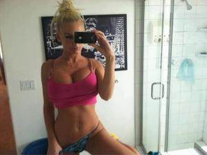 Local profile photo of Jennie, 18, in Georgia