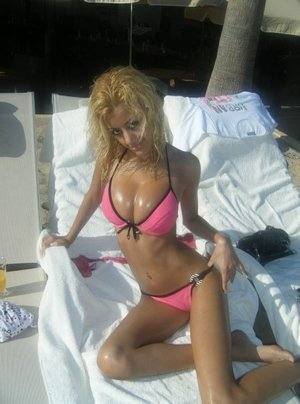 Toni, 20, Michigan | Younger Adult Woman Seeking Older Men