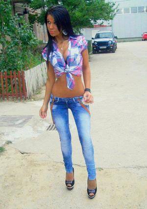 Profile photo of Kailee, age 23, from Waipio, HI