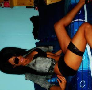 Chat with Felisha (23) | Arizona Casual Partners