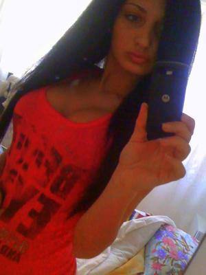 Natalia (30) in Massachusetts | Friends with Benefits