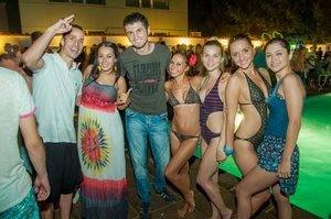 Chat with Kaylie (19) | Texas Casual Partners