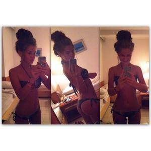 Photo of Brisa (20) from Florida dating profile