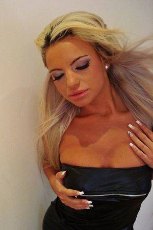 Meet Adelaide (24) from Missouri | FWB Casual Partner