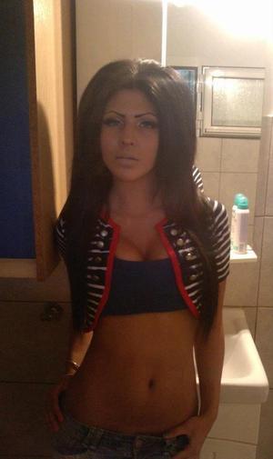 Kristin from Virginia is the best local fuck buddy you can ever find