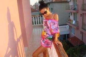 Astrid is a cheater looking for a guy like you!