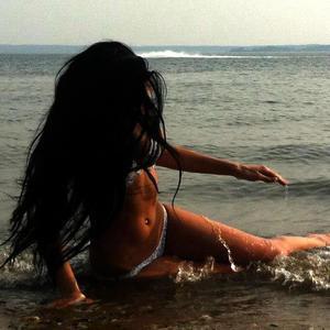 Taylor from California is looking for adult webcam chat