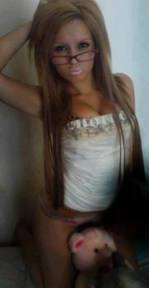Cheryl from District Of Columbia is looking for adult webcam chat