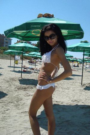 Deandrea is a cheater looking for a guy like you!