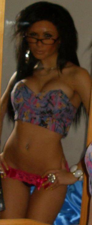 Looking for local cheaters? Take Kallie from Maryland home with you