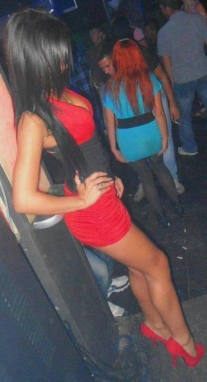 Naomi from Ontario is looking for adult webcam chat