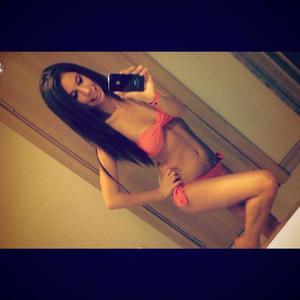 Looking for girls down to fuck? Katelin from District Of Columbia is your girl