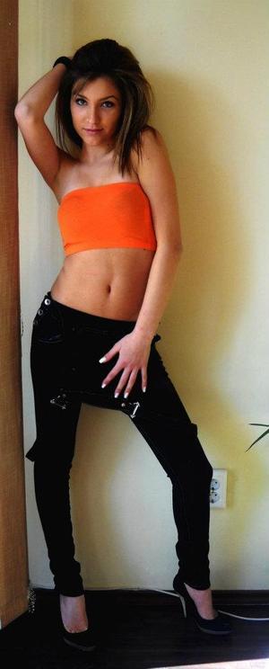 Looking for girls down to fuck? Nina from West Virginia is your girl