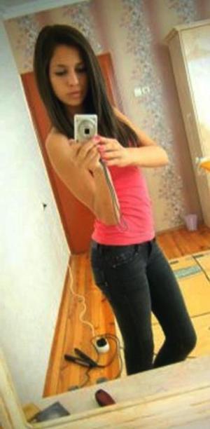 Antoinette is a cheater looking for a guy like you!