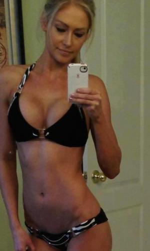 Escorts like Cora are down to fuck you now!