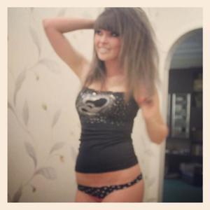 Looking for local cheaters? Take Karli from Massachusetts home with you