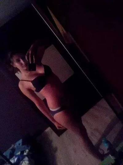 Krystyna from Massachusetts is looking for adult webcam chat