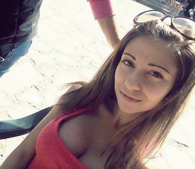 Looking for local cheaters? Take Kira from Illinois home with you