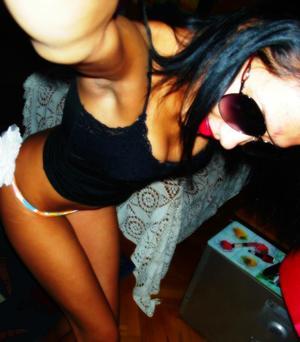 Nathalie from Idaho is looking for adult webcam chat