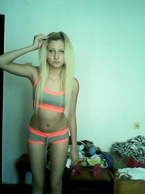 Escorts like Alisa are down to fuck you now!