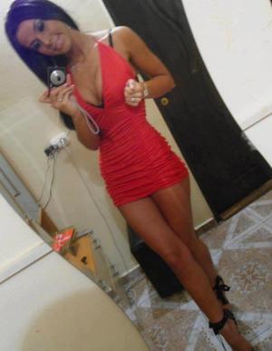 Vivien is a cheater looking for a guy like you!