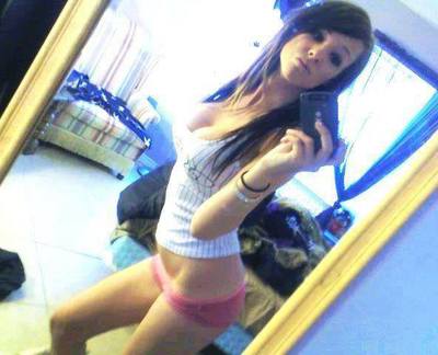 Jacqueline is a cheater looking for a guy like you!