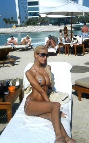 Escorts like Clarissa are down to fuck you now!