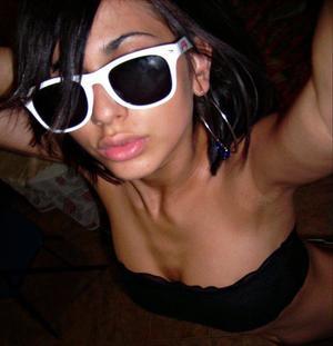 Kendra is a cheater looking for a guy like you!