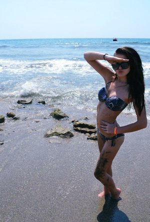 Danielle from Ohio is interested in nsa sex with a nice, young man
