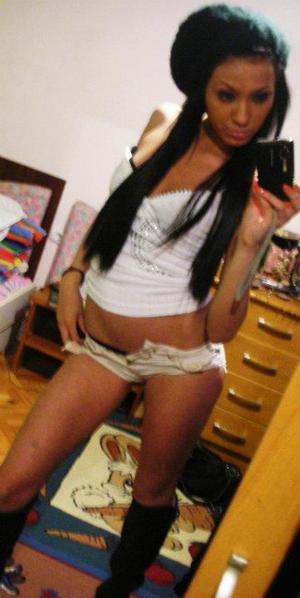 Julieann is a cheater looking for a guy like you!