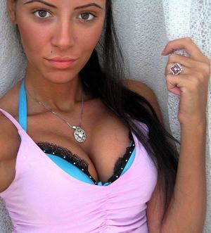 Dominique from Ohio is the best local fuck buddy you can ever find