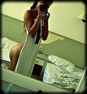 Elaine from Massachusetts is looking for adult webcam chat