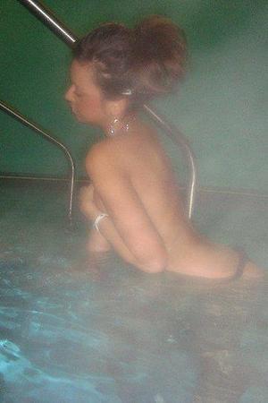 Looking for girls down to fuck? Karissa from Washington is your girl