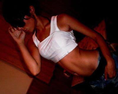 Meet local singles like Karissa from California who want to fuck tonight