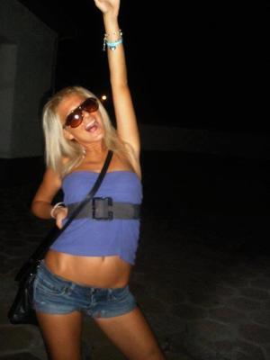 Paola is a cheater looking for a guy like you!