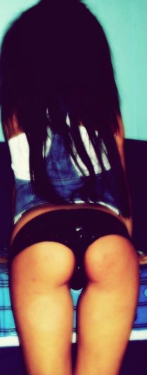 Kamryn from California is interested in nsa sex with a nice, young man