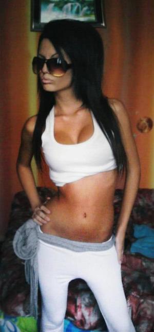 Looking for local cheaters? Take Natalia from Mississippi home with you
