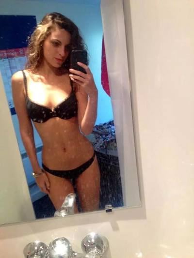 Sasha from Delaware is interested in nsa sex with a nice, young man