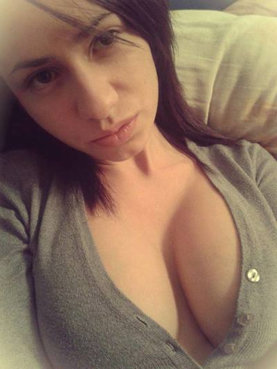 Maybelle from Montana is looking for adult webcam chat