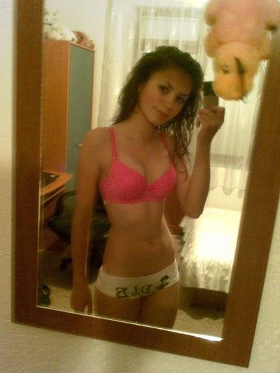 Asia from California is looking for adult webcam chat