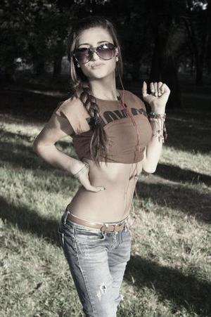 Looking for girls down to fuck? Valeria from Louisiana is your girl