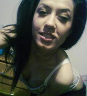 Brooke from Wisconsin is interested in nsa sex with a nice, young man