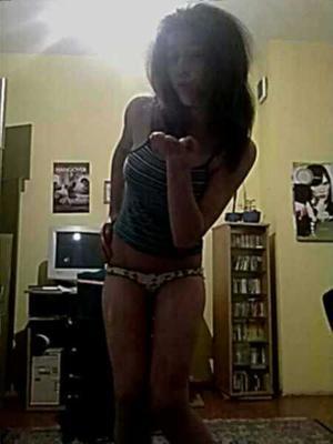Finding a fuck buddy like Alyssa from Illinois has never been easier