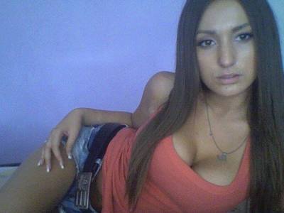 Kayli from Iowa is interested in nsa sex with a nice, young man