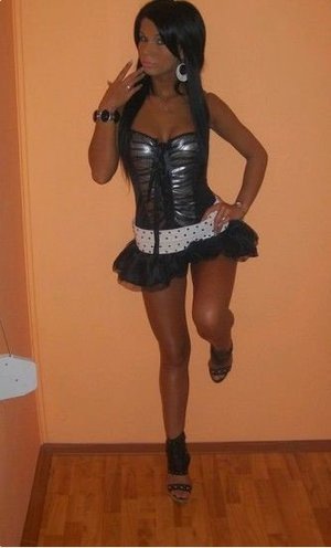 Meet local singles like Reese from California who want to fuck tonight