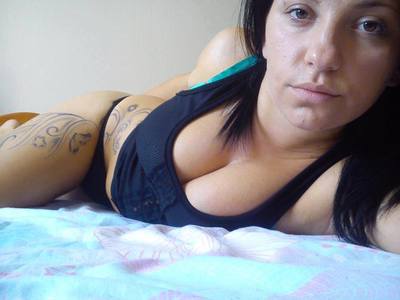 Escorts like Johanna are down to fuck you now!