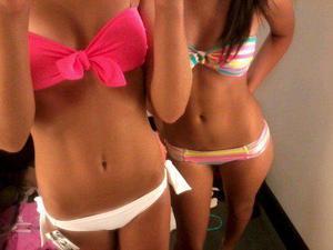 Mandy from Illinois is looking for adult webcam chat