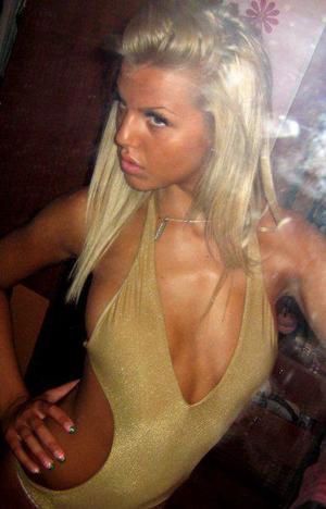 Meet local singles like Roxana from Georgia who want to fuck tonight